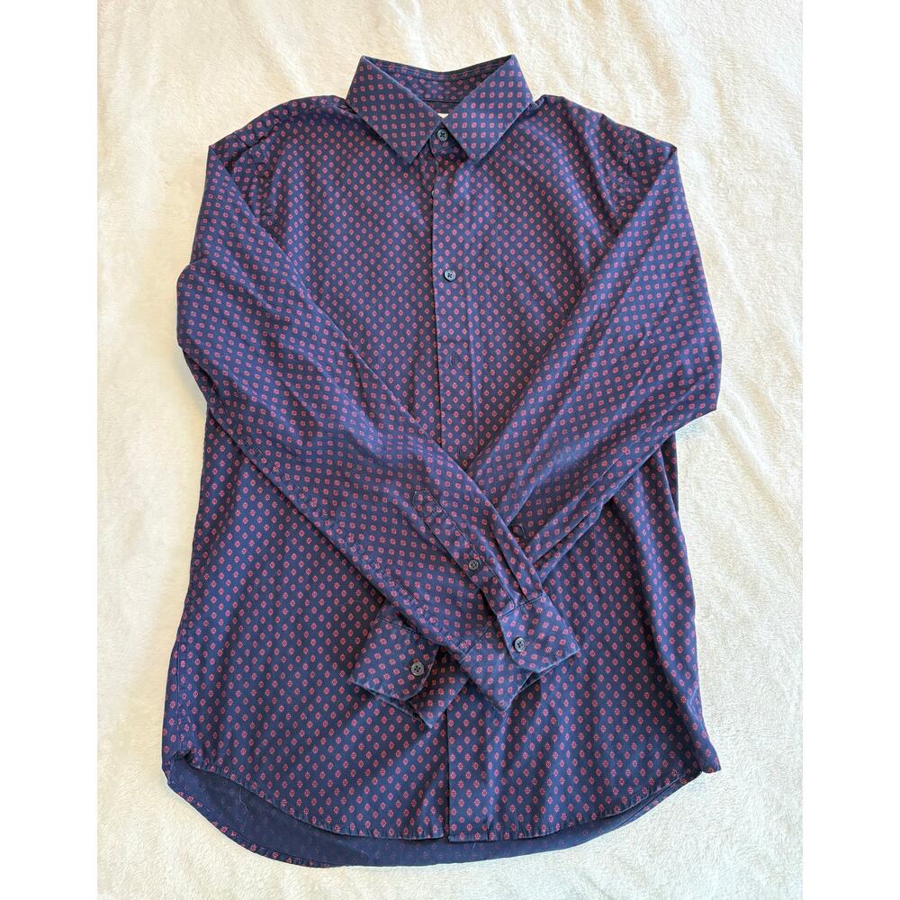 Express extra slim men’s dress shirt. Size medium. 15-15 1/2. Navy blue with red